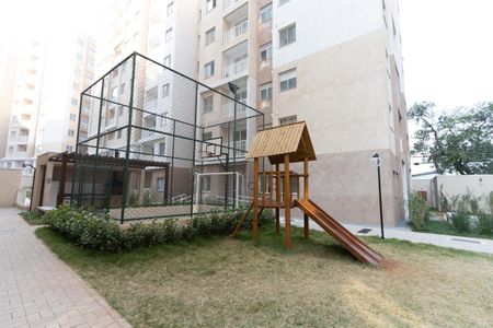 Apartamento à venda com 37m², 2 quartos e sem vagaÁrea comum