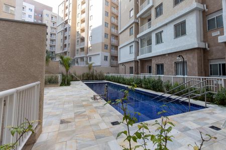 Apartamento à venda com 37m², 2 quartos e sem vagaÁrea comum