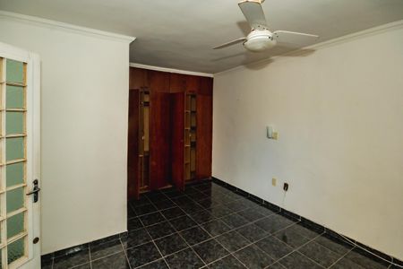 Casa à venda com 282m², 3 quartos e 4 vagasSuíte
