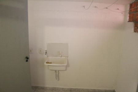 Casa para alugar com 40m², 1 quarto e sem vagaÁrea de Serviço