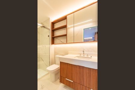 Apartamento para alugar com 54m², 1 quarto e 1 vaga Apartamento para alugar com 54m², 1 quarto e 1 vagaBanheiro da Suíte