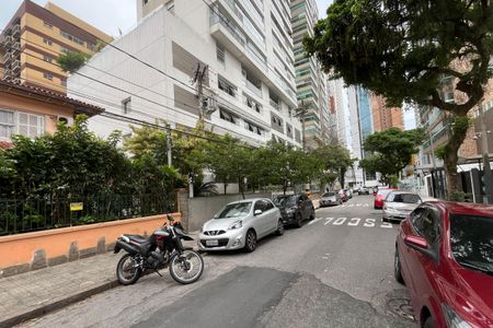 Apartamento para alugar com 180m², 3 quartos e 2 vagasFachada