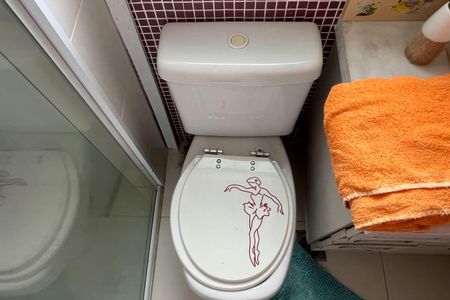 Apartamento para alugar com 180m², 3 quartos e 2 vagasBanheiro da Suíte 1