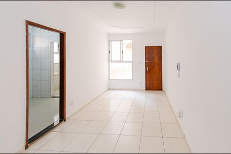 Sala de apartamento para alugar com 2 quartos, 60m² em João Pinheiro, Belo Horizonte