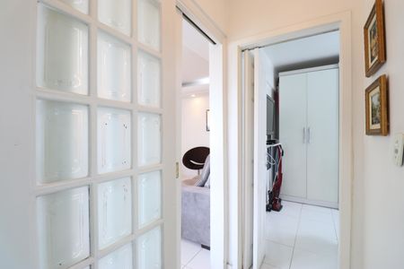 Apartamento à venda com 55m², 2 quartos e 1 vagaCorredor