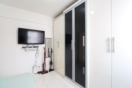 Quarto 1 de apartamento à venda com 2 quartos, 55m² em Vila Hamburguesa, São Paulo