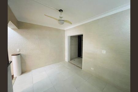 Casa para alugar com 130m², 3 quartos e 1 vaga Casa para alugar com 130m², 3 quartos e 1 vagaSala de Jantar