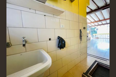 Casa para alugar com 130m², 3 quartos e 1 vaga Casa para alugar com 130m², 3 quartos e 1 vagaÁrea de Serviço