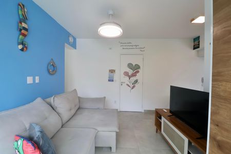Sala de apartamento para alugar com 2 quartos, 64m² em Vila Alzira, Guarujá