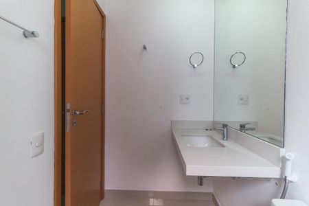 Apartamento para alugar com 170m², 4 quartos e 3 vagasBanheiro da Suíte 2