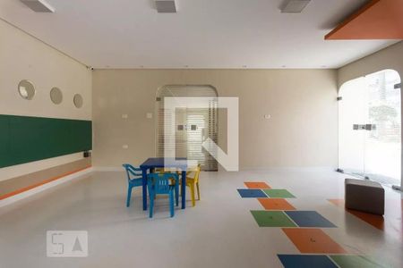 Apartamento à venda com 180m², 4 quartos e 2 vagas Apartamento à venda com 180m², 4 quartos e 2 vagasBrinquedoteca