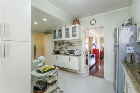 Apartamento à venda com 180m², 4 quartos e 2 vagas Apartamento à venda com 180m², 4 quartos e 2 vagasCozinha