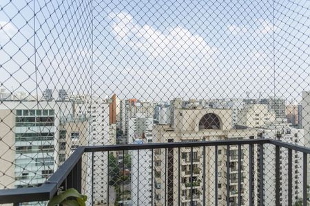 Apartamento à venda com 180m², 4 quartos e 2 vagas Apartamento à venda com 180m², 4 quartos e 2 vagasVaranda