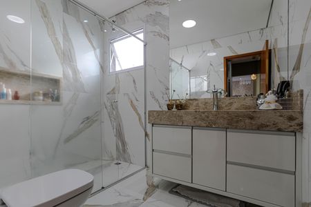 Casa de condomínio para alugar com 240m², 3 quartos e 4 vagas Casa de condomínio para alugar com 240m², 3 quartos e 4 vagasBanheiro da Suíte 3