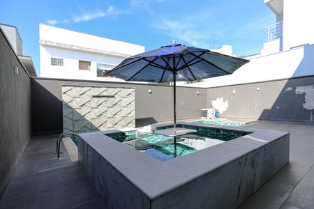 Casa de condomínio para alugar com 240m², 3 quartos e 4 vagas Casa de condomínio para alugar com 240m², 3 quartos e 4 vagasPiscina