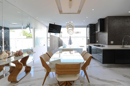 Casa de condomínio para alugar com 240m², 3 quartos e 4 vagas Casa de condomínio para alugar com 240m², 3 quartos e 4 vagasCopa