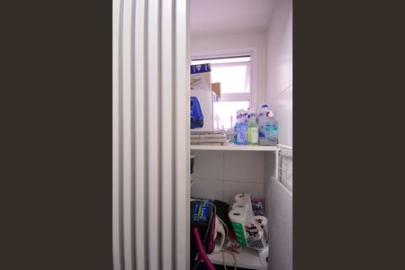 Apartamento à venda com 57m², 2 quartos e 1 vagaBanheiro Social 