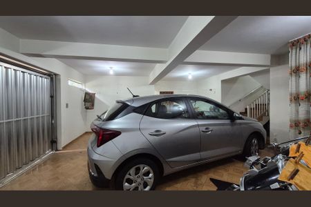 Casa à venda com 240m², 4 quartos e 3 vagasGaragem