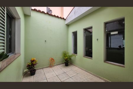 Casa à venda com 240m², 4 quartos e 3 vagasArea externa