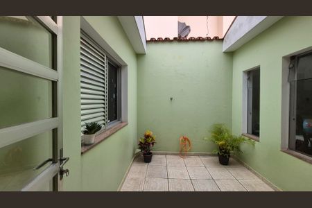 Casa à venda com 240m², 4 quartos e 3 vagasArea externa