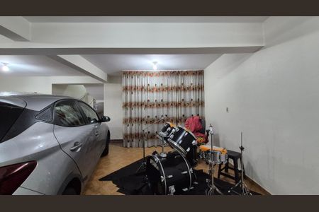 Casa à venda com 240m², 4 quartos e 3 vagasGaragem