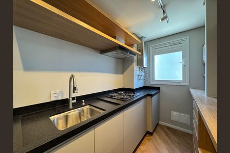 Cozinha de apartamento para alugar com 1 quarto, 43m² em Moinhos de Vento, Porto Alegre