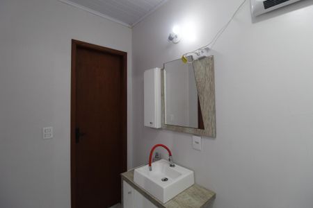 Casa à venda com 153m², 3 quartos e 7 vagasStudio