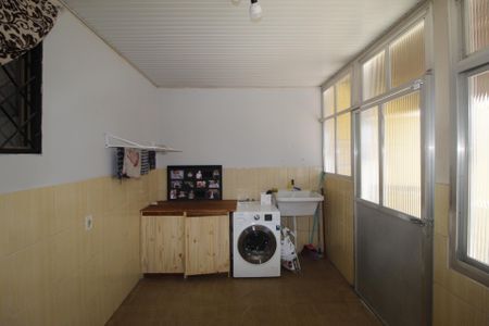 Casa à venda com 153m², 3 quartos e 7 vagasÁrea de Serviço