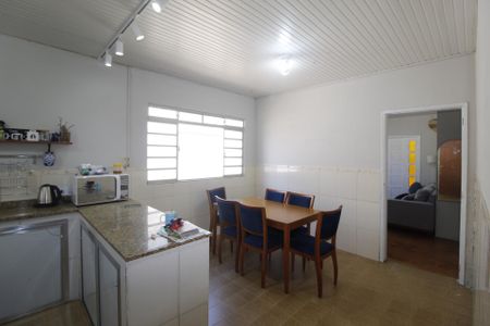 Casa à venda com 153m², 3 quartos e 7 vagasCozinha