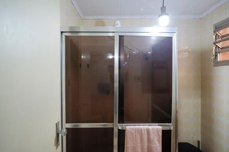 Casa à venda com 180m², 3 quartos e 2 vagasBanheiro