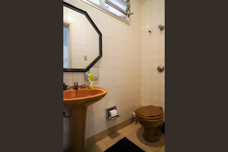 Casa à venda com 180m², 3 quartos e 2 vagasLavabo