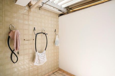 Casa à venda com 180m², 3 quartos e 2 vagasÁrea de serviço