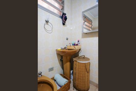 Casa à venda com 180m², 3 quartos e 2 vagasBanheiro