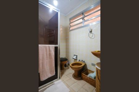 Casa à venda com 180m², 3 quartos e 2 vagasBanheiro