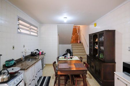 Casa à venda com 180m², 3 quartos e 2 vagasCozinha