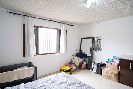 Casa à venda com 180m², 3 quartos e 2 vagasSuíte