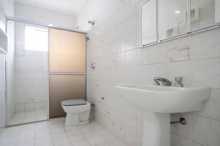 Casa à venda com 122m², 2 quartos e 1 vagaBanheiro 1