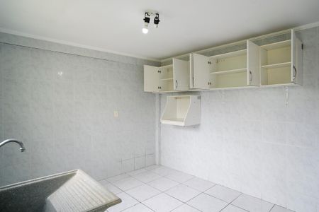 Casa à venda com 122m², 2 quartos e 1 vagaÁrea de serviço