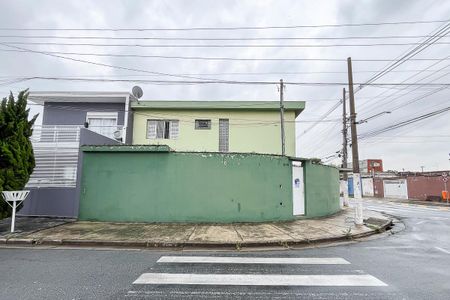 Casa à venda com 122m², 2 quartos e 1 vagaFachada + plaquinha