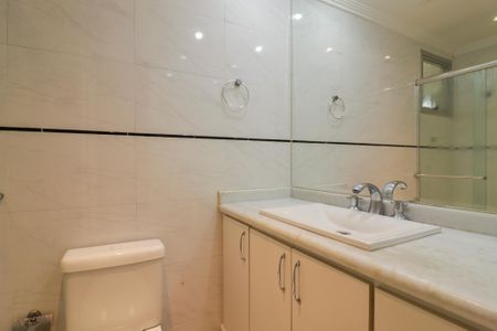 Apartamento à venda com 89m², 3 quartos e 2 vagasBanheiro Social
