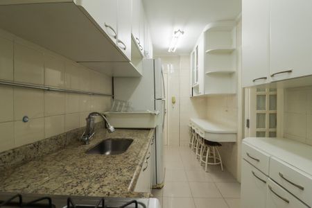 Apartamento à venda com 89m², 3 quartos e 2 vagasCozinha