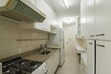 Apartamento à venda com 89m², 3 quartos e 2 vagasCozinha