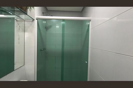 Apartamento à venda com 83m², 3 quartos e 2 vagas Apartamento à venda com 83m², 3 quartos e 2 vagasBanheiro Social