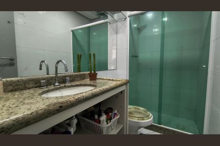 Apartamento à venda com 83m², 3 quartos e 2 vagas Apartamento à venda com 83m², 3 quartos e 2 vagasBanheiro Social