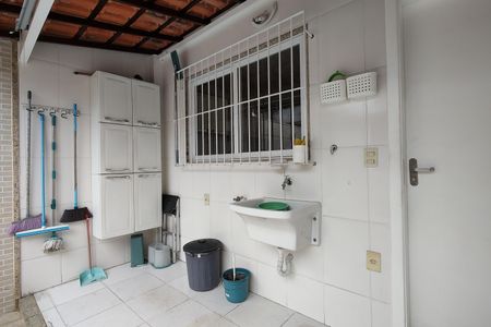 Casa de condomínio à venda com 95m², 2 quartos e 2 vagas Casa de condomínio à venda com 95m², 2 quartos e 2 vagasÁrea de Serviço