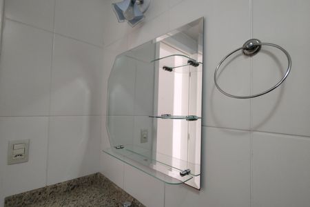 Casa de condomínio à venda com 95m², 2 quartos e 2 vagas Casa de condomínio à venda com 95m², 2 quartos e 2 vagasBanheiro Social