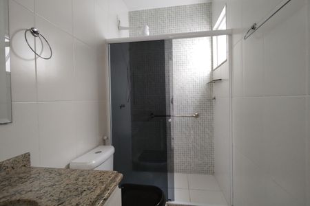 Casa de condomínio à venda com 95m², 2 quartos e 2 vagas Casa de condomínio à venda com 95m², 2 quartos e 2 vagasBanheiro da Suíte 2
