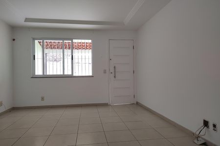 Sala de casa de condomínio à venda com 2 quartos, 95m² em Taquara, Rio de Janeiro