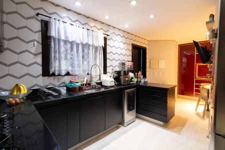 Apartamento à venda com 180m², 3 quartos e 3 vagasCozinha