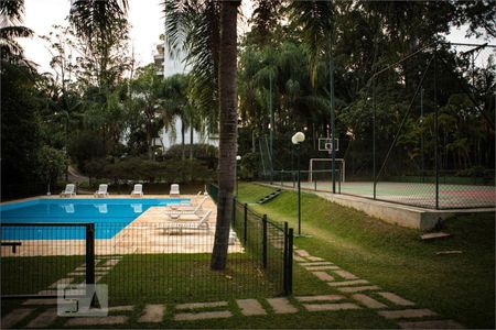 Apartamento à venda com 180m², 3 quartos e 3 vagasÁrea comum - Piscina